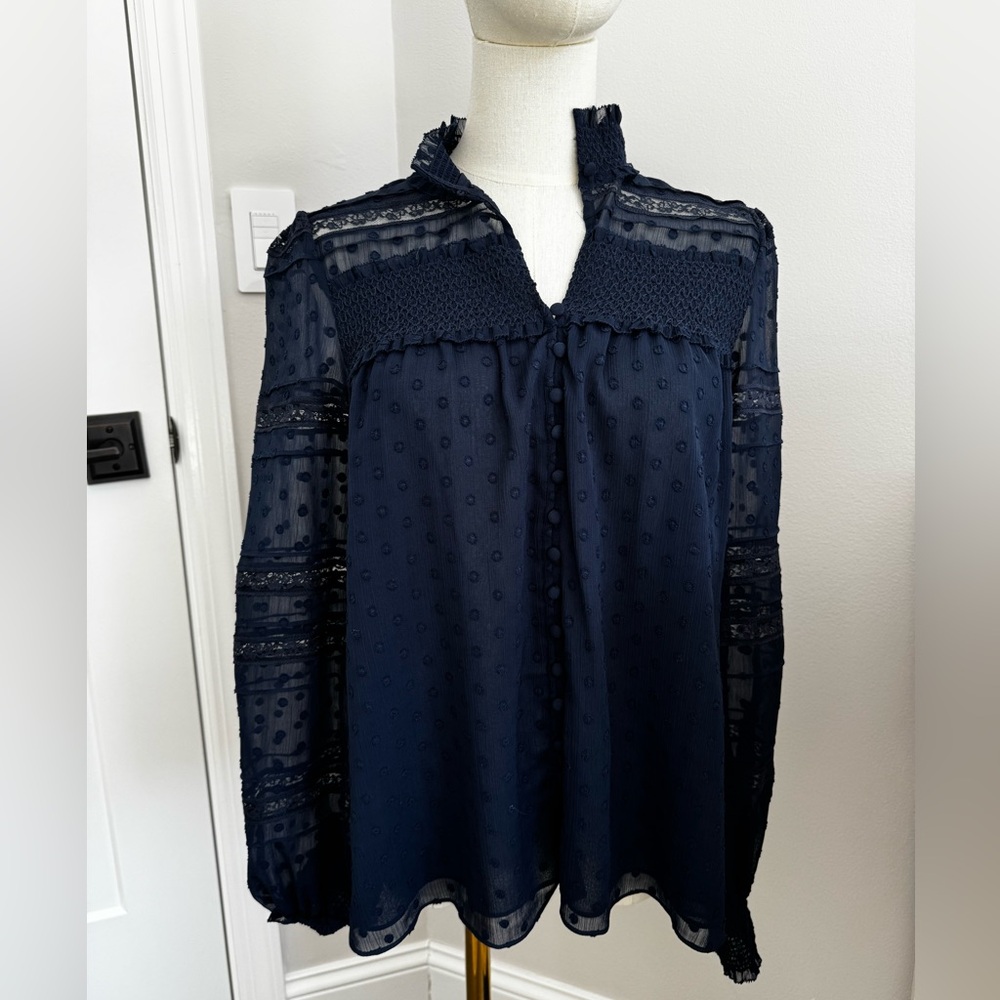 White House Black Market Navy blue Swiss dot flowy top XXS